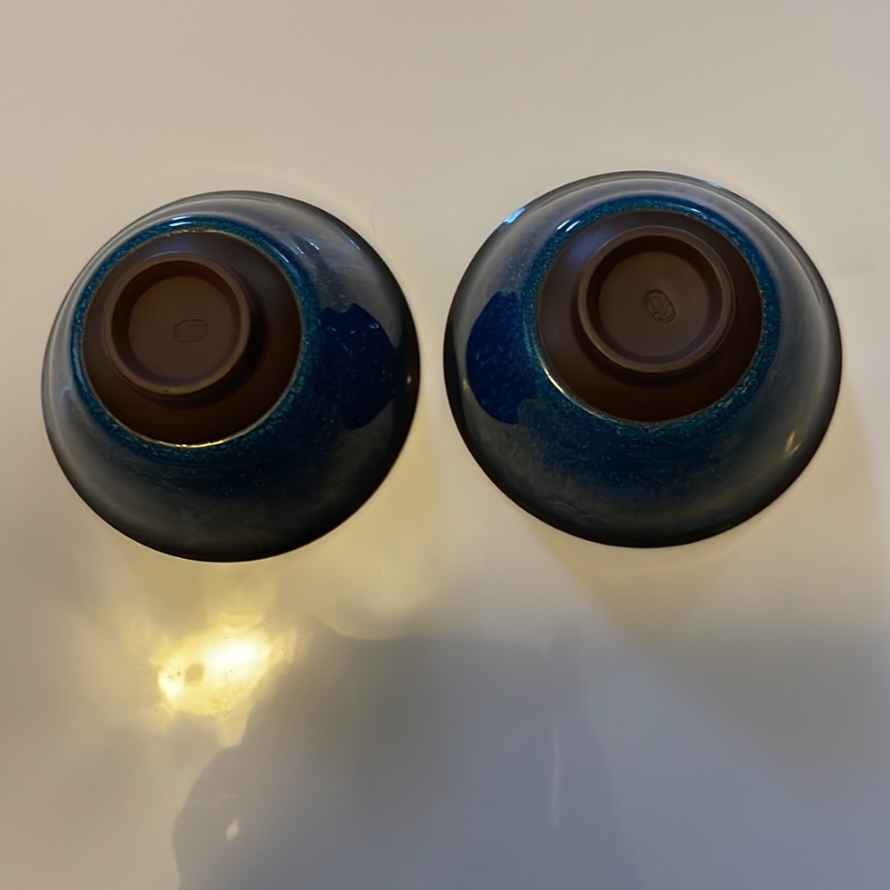 Tea cups - Picture 3 of 3